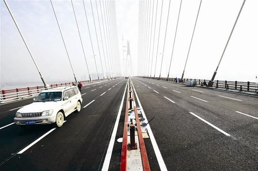 武汉二七长江大桥电气二次设备承包工程